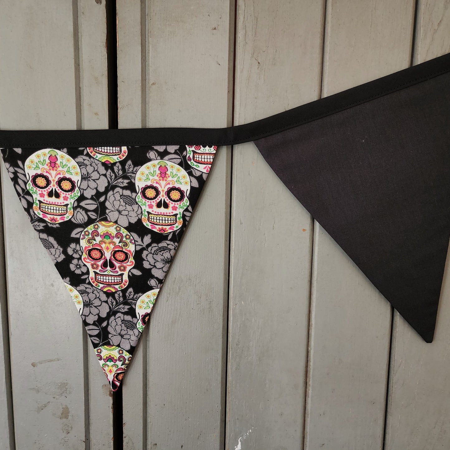 Sugar Skulls Day of The Dead Pennant Banner