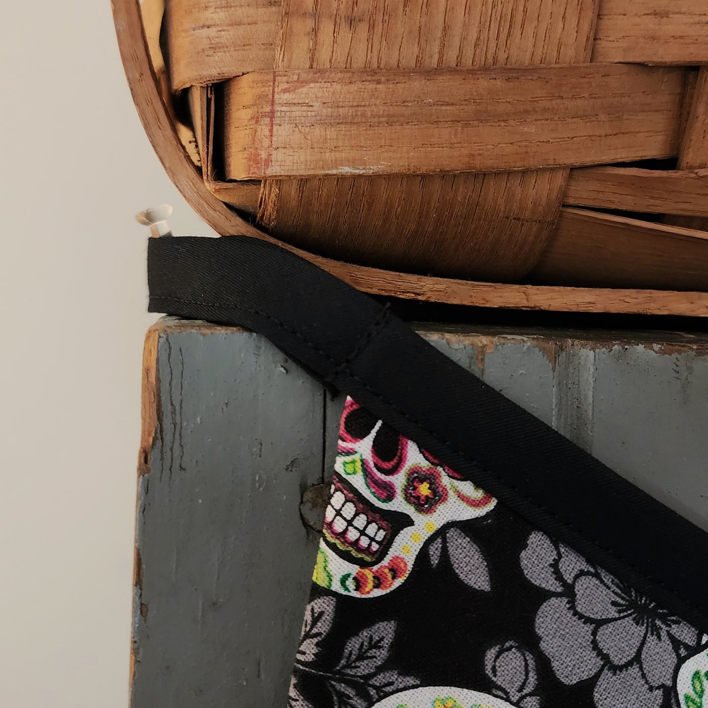 Sugar Skulls Day of The Dead Pennant Banner