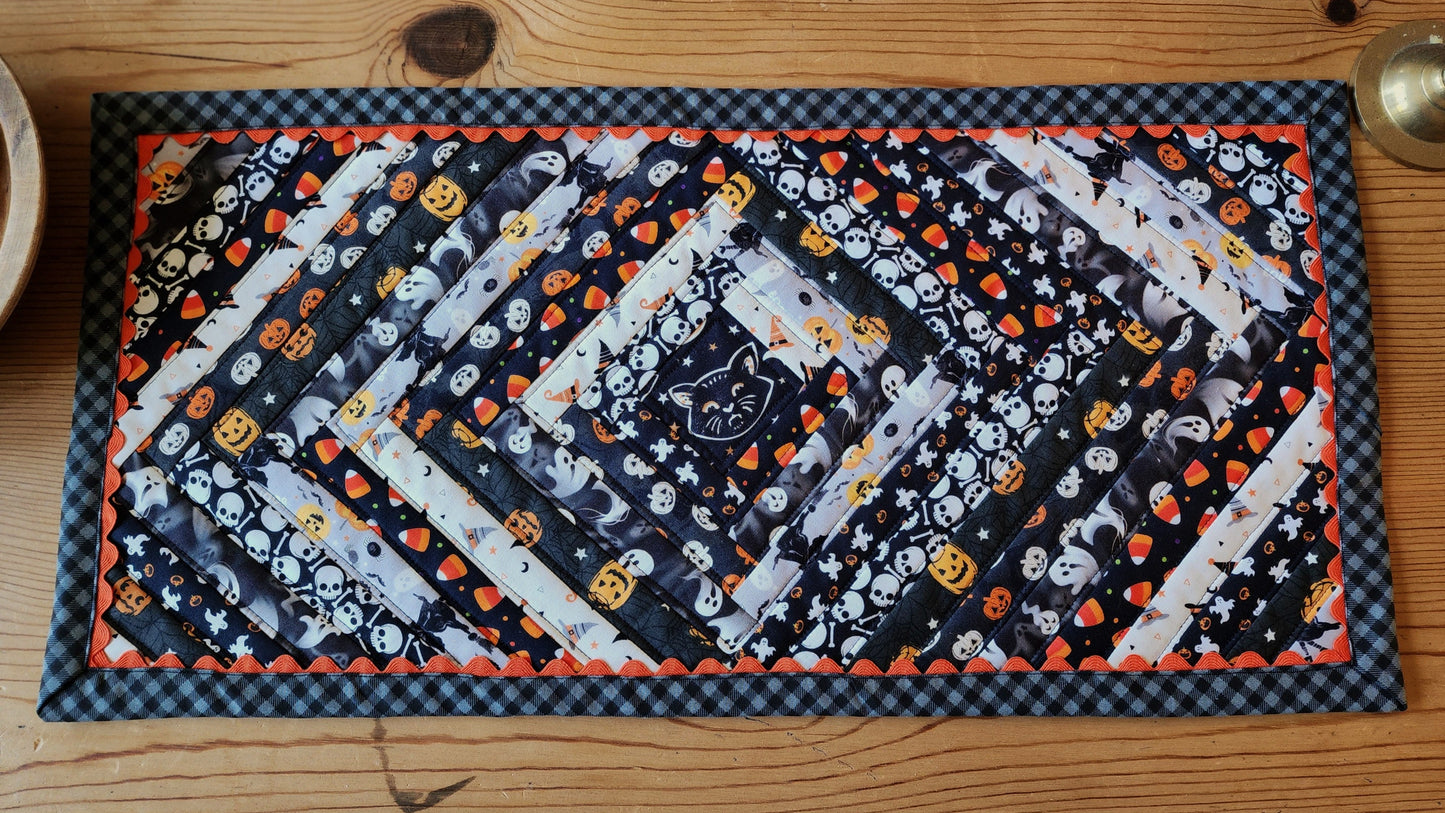 Halloween Quilted Table Runner - Glow in the Dark Stars