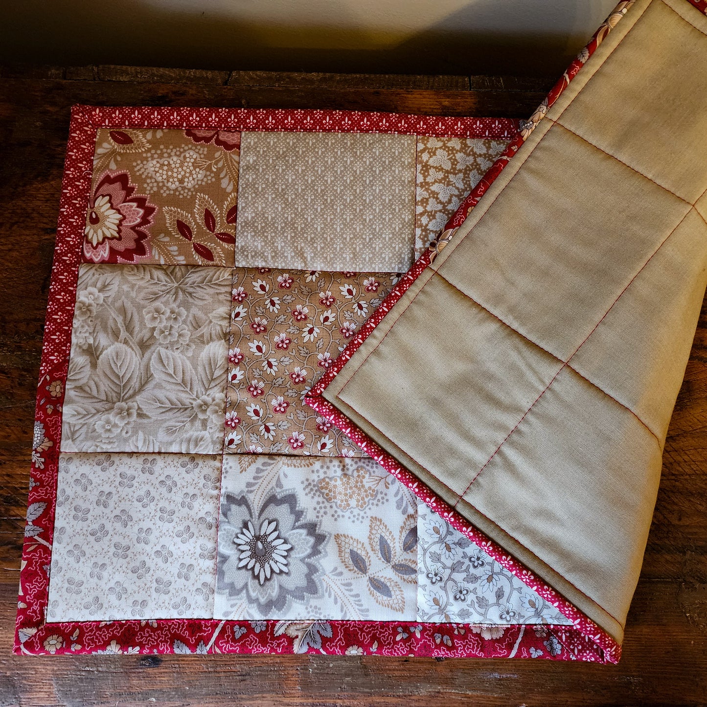 Quilted Insulated Table Runner Mat in Red and Tan