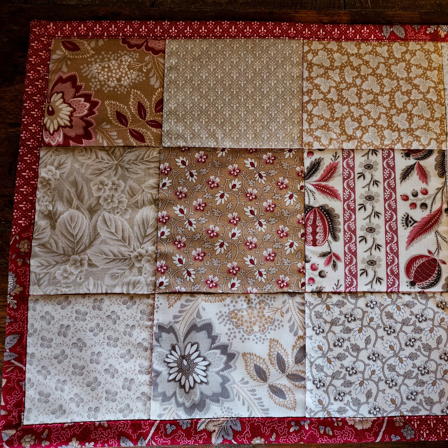 Quilted Insulated Table Runner Mat in Red and Tan