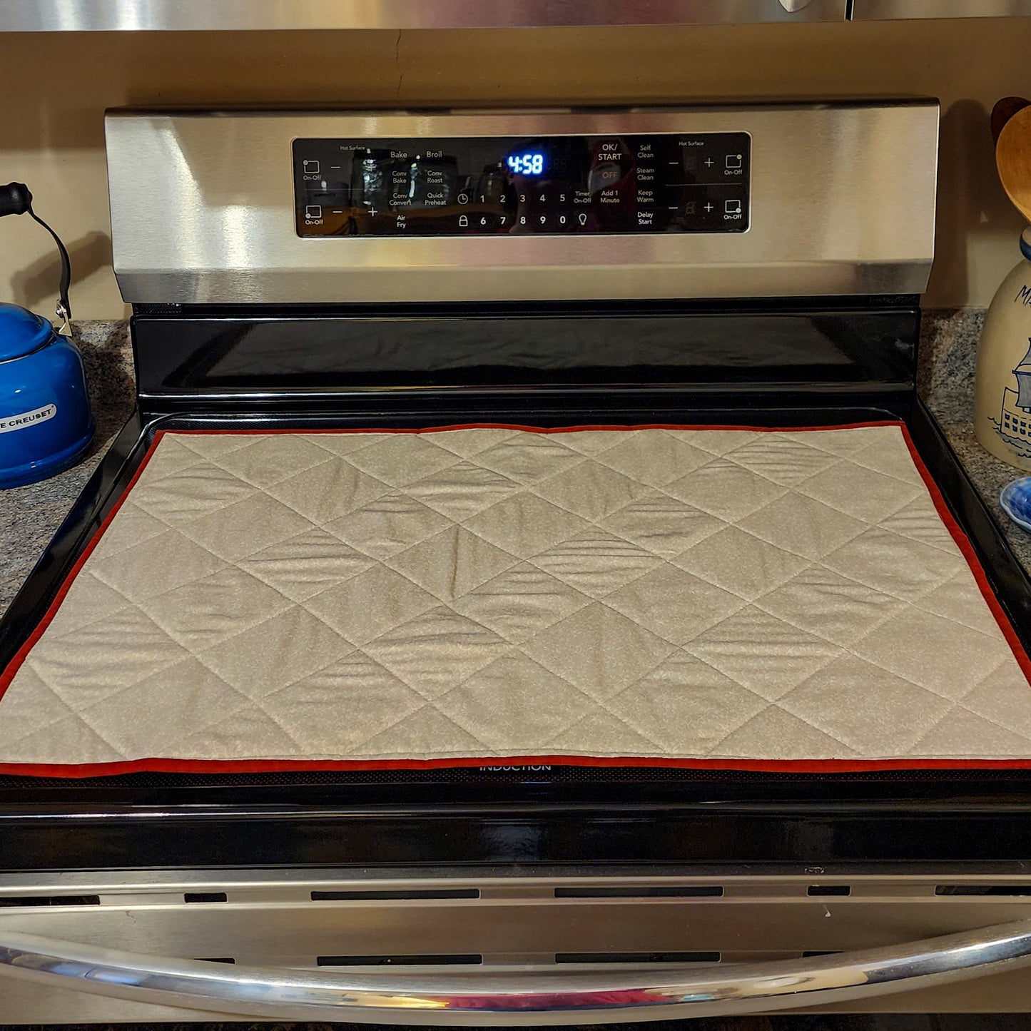 Large Insulated Quilted Glass top Range Cover Table Mat in Red and Tan