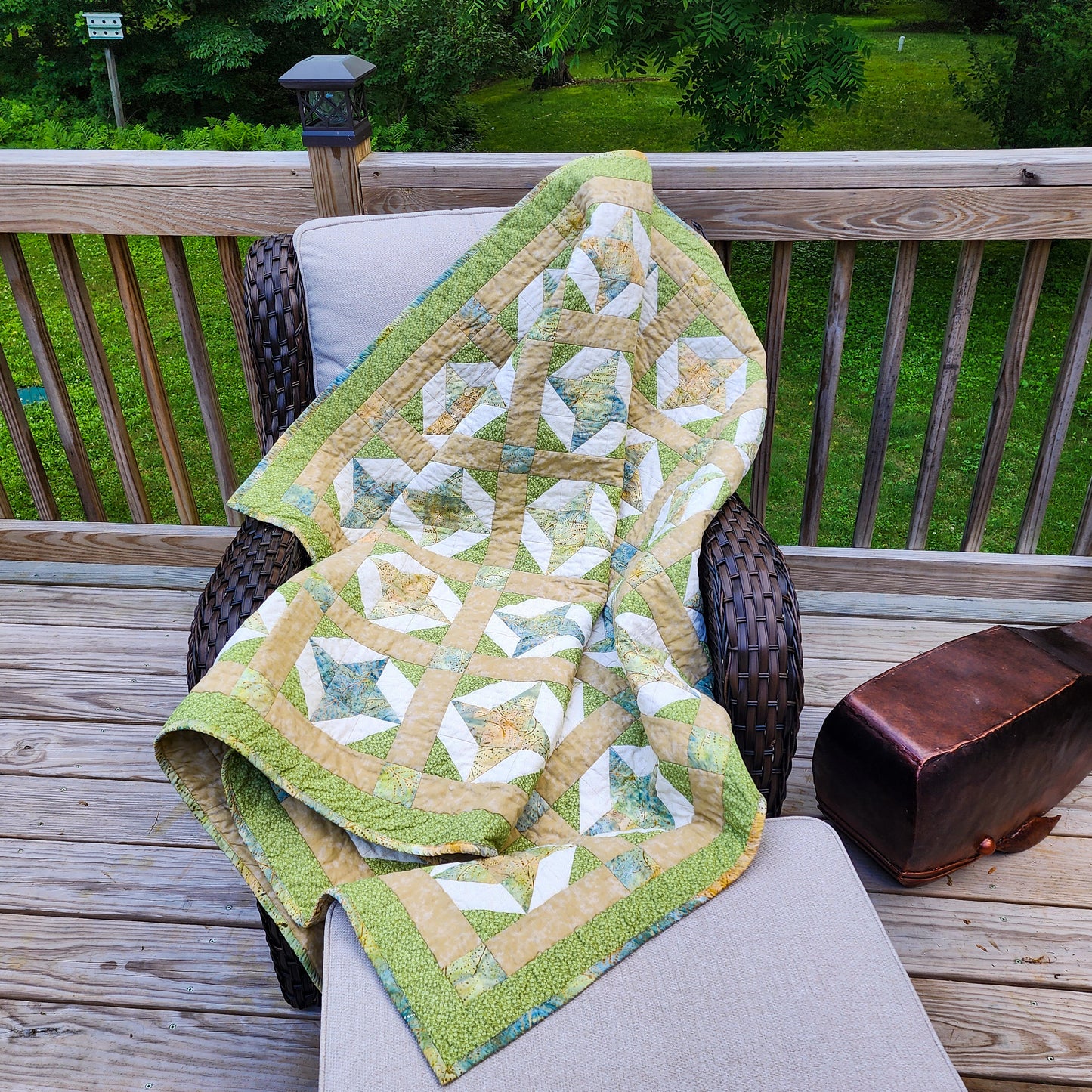 Friendship Star Large Throw Quilt